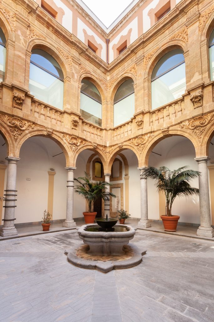 Chiostro Catena
